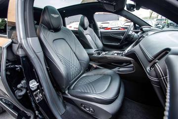 2021 Aston Martin DBX 缩略图 17