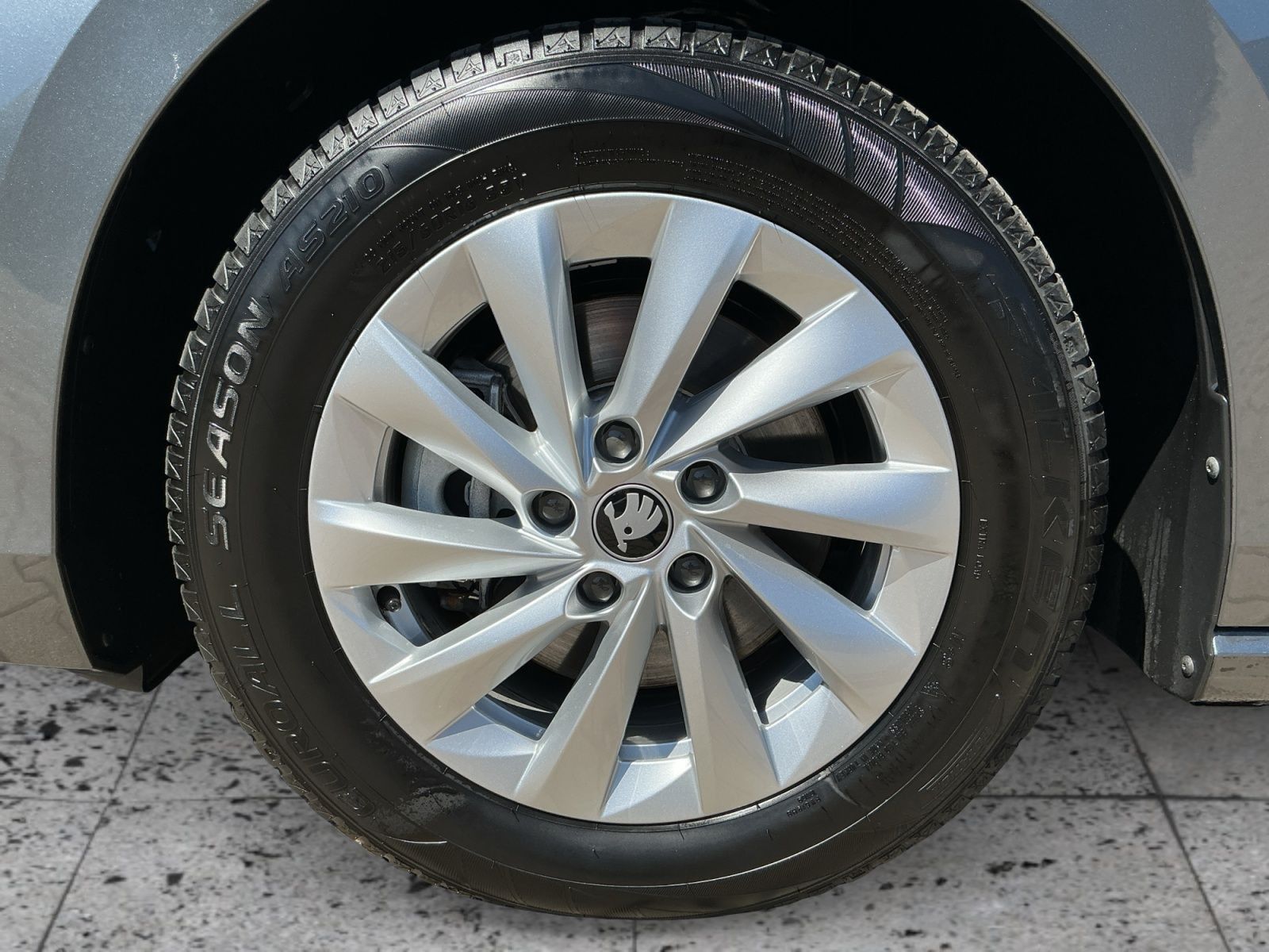 Skoda Superb - Bild 7