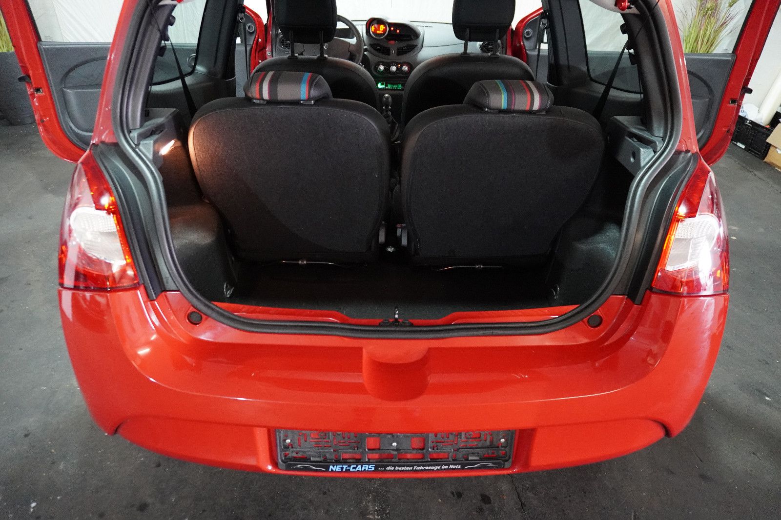 RENAULT Twingo Expression Klima Servo ABS Facelift Tüv