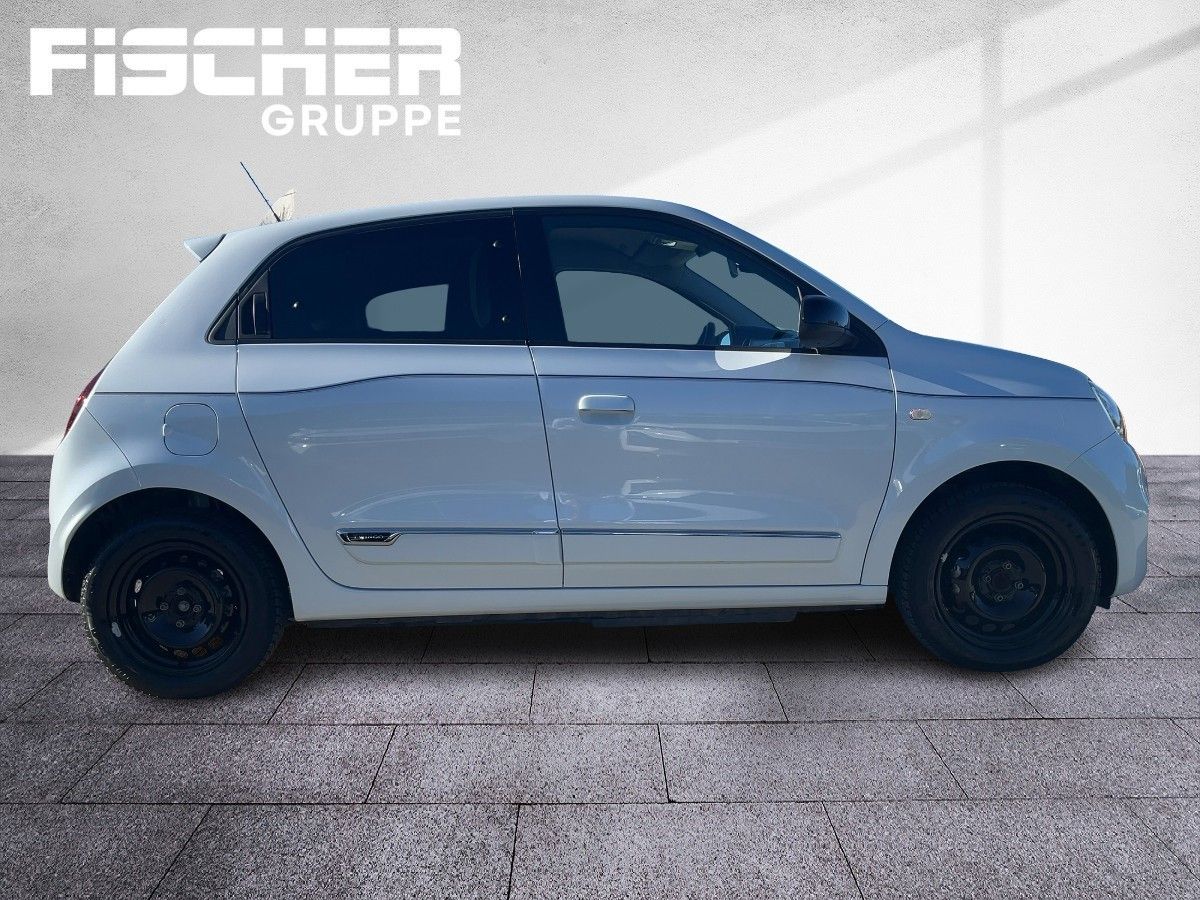 Fahrzeugabbildung Renault Twingo E-TECH 100% el. E-Tech 100% elektrisch - mit KI generiert/bearbeitet