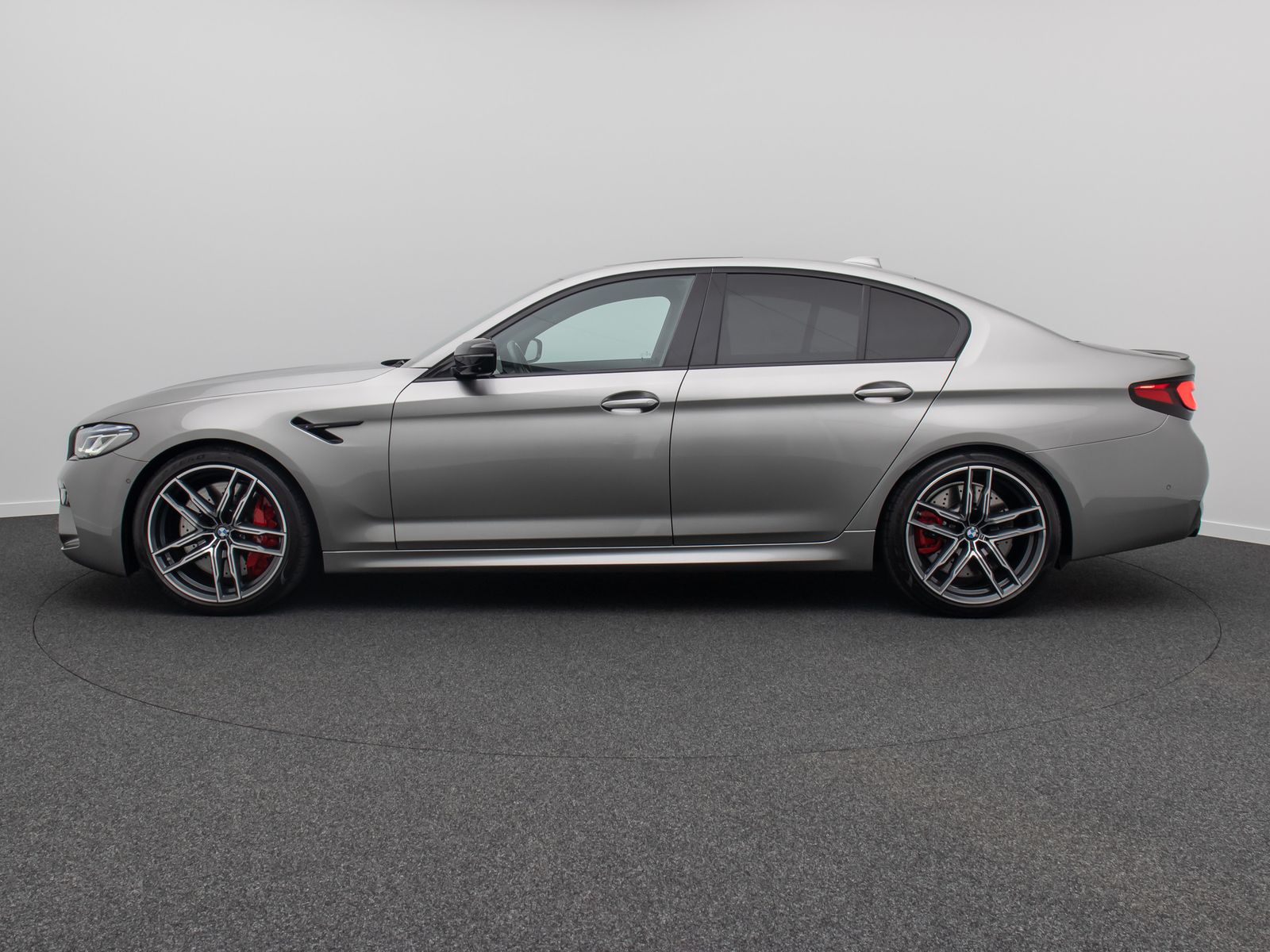 Fahrzeugabbildung BMW M5 Competition Laser 360°DAB SoftCl Glasdach AHK