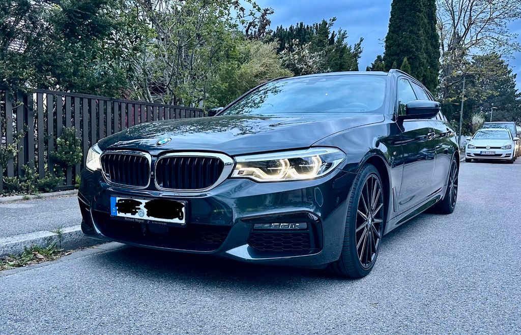 Image of BMW 540