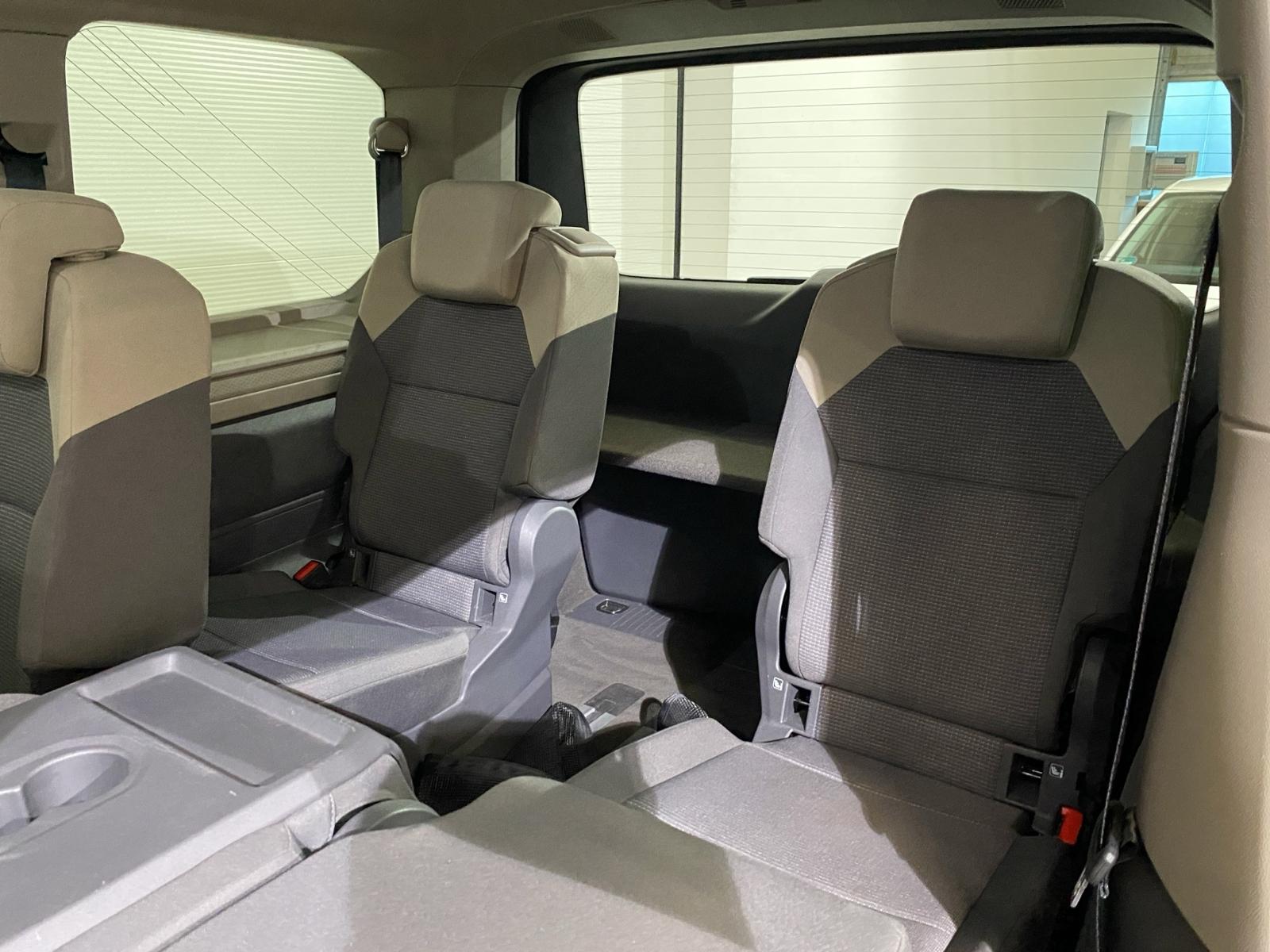 Volkswagen T7 Multivan 1.4 TSI eHybrid DSG Basis KR / Navi