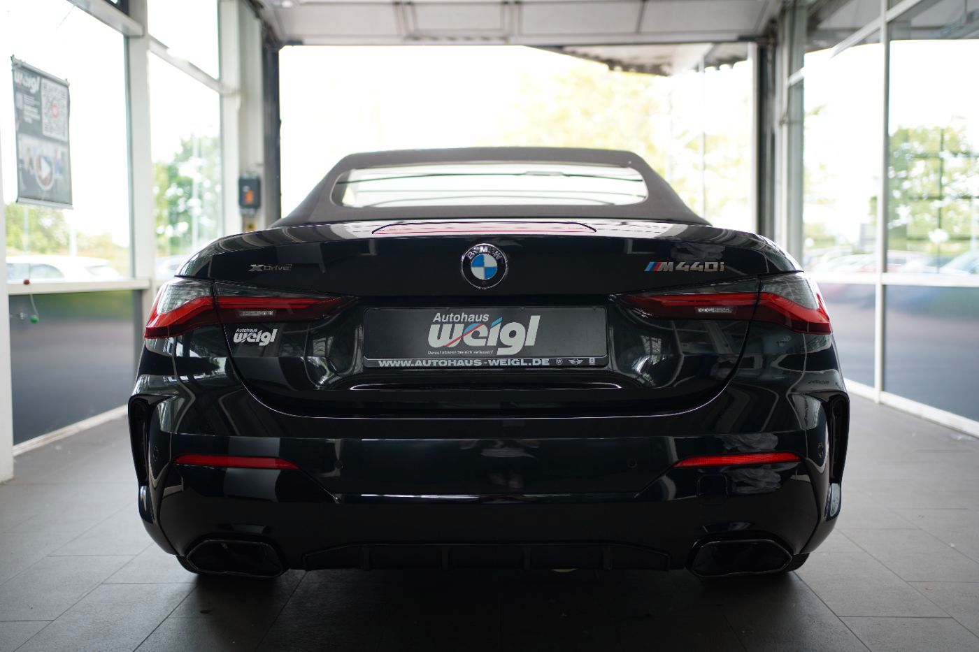 Fahrzeugabbildung BMW M440i xDrive Cabrio +Standheizung+Laserlicht+++