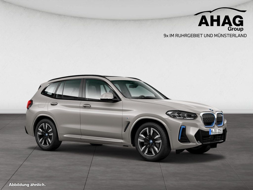 BMW iX3 - Bild 9