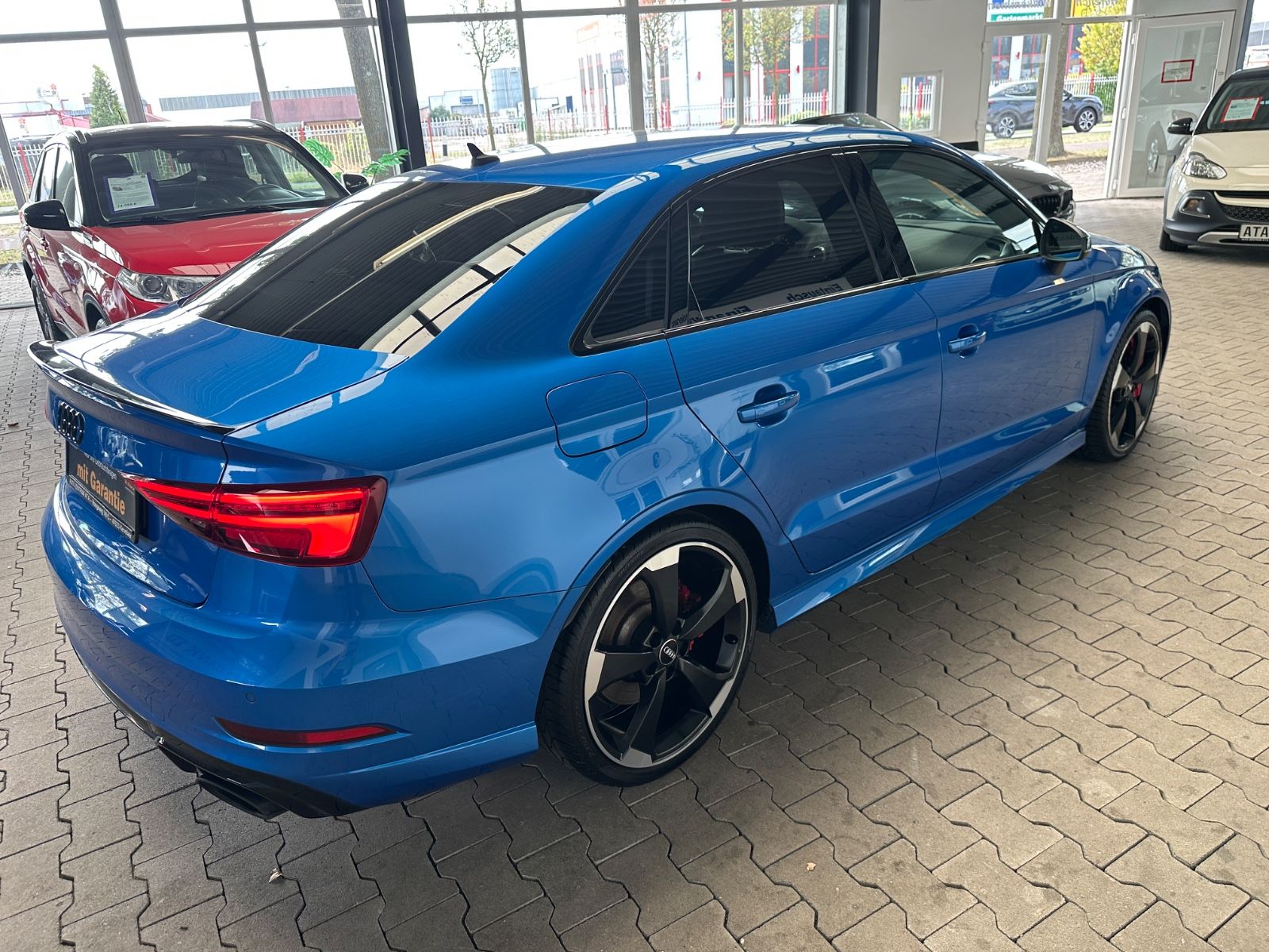 Audi RS 3 Lim. 2.5 TFSI quattro,RFK,B&O,KAMERA,GARANT foto 9