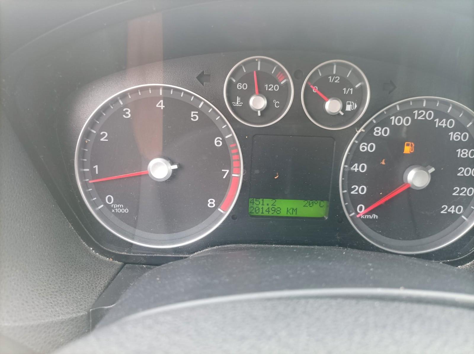Ford Focus 2007 — photo 9