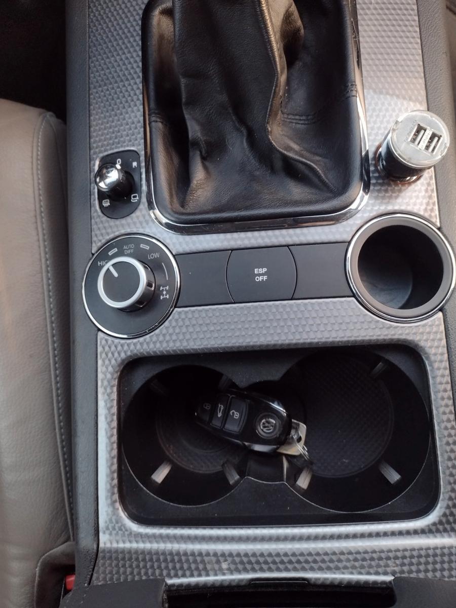 Volkswagen Touareg 2008 — photo 5