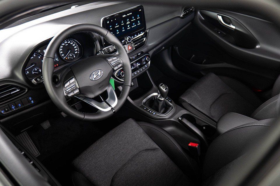 Fahrzeugabbildung Hyundai i30 1.5T 160PS 48V Advantage