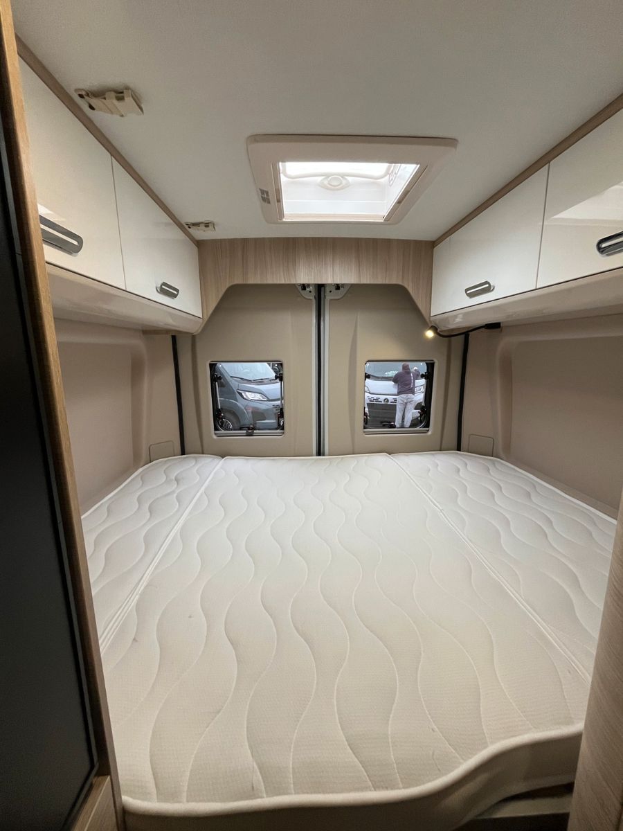 Fahrzeugabbildung Forster Vantasy V 599 HB *Modell26*Rückfahrkam.*Dieselhz