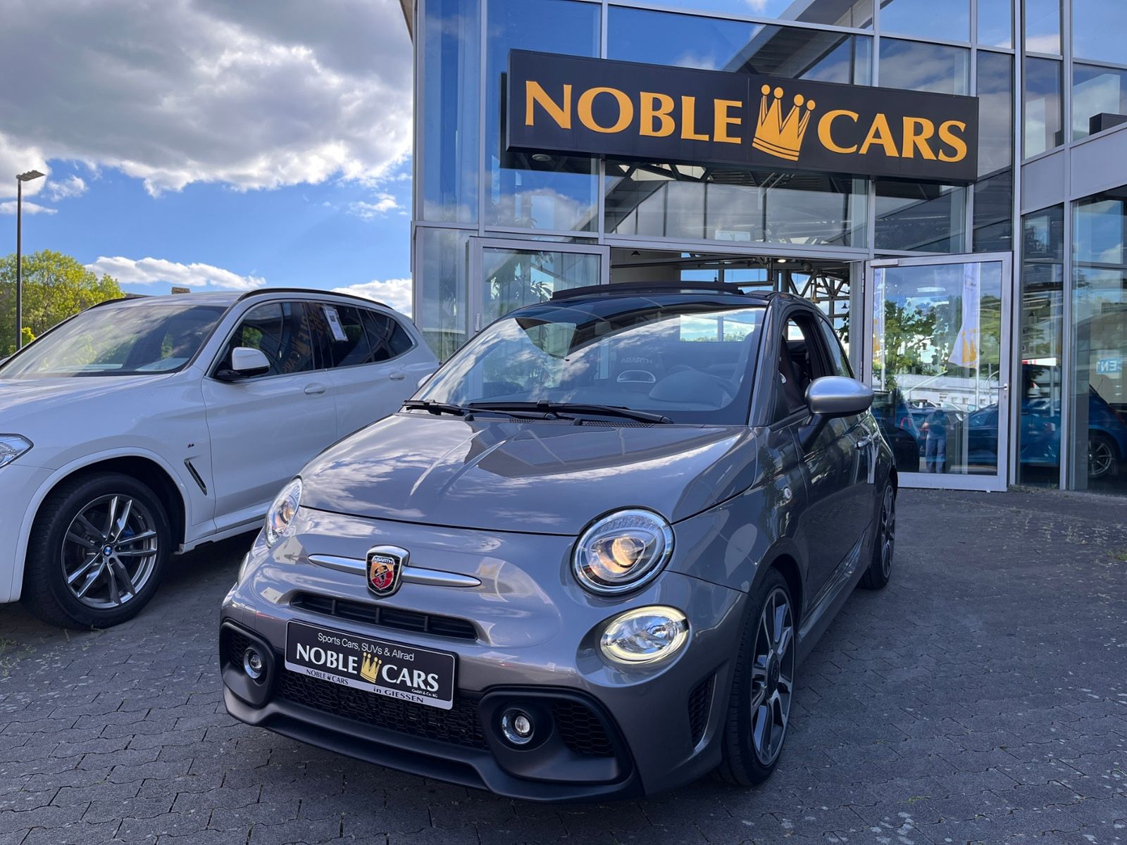 Fahrzeugabbildung Abarth 595C  Xenon NAVI ALU