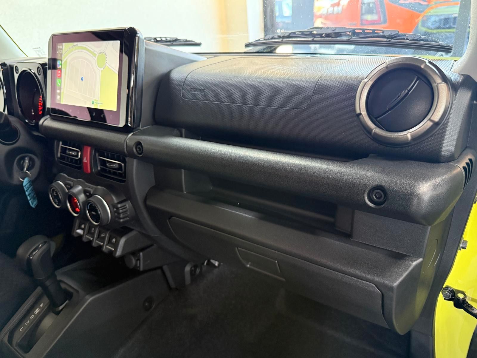 Fahrzeugabbildung Suzuki Jimmy GLX 4-TÜRER AUTOMATIK