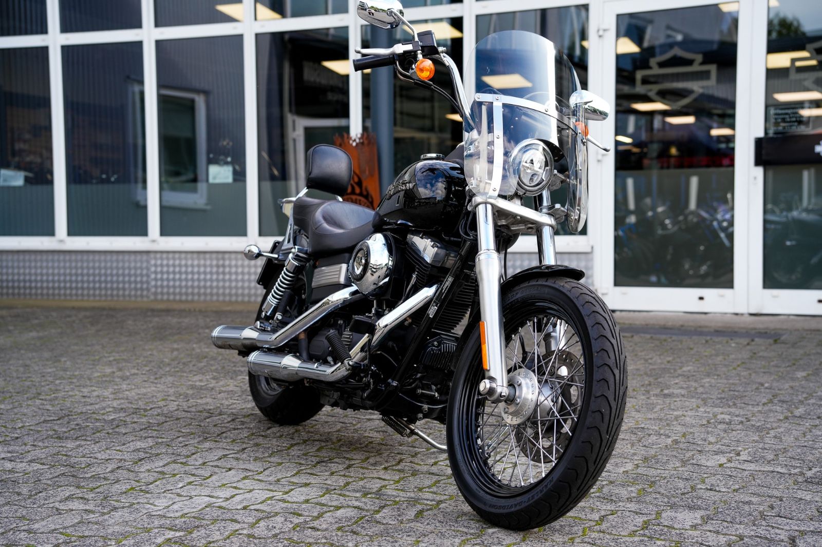 Fahrzeugabbildung Harley-Davidson FXDB Dyna Street Bob Twin Cam - Jekill & Hyde