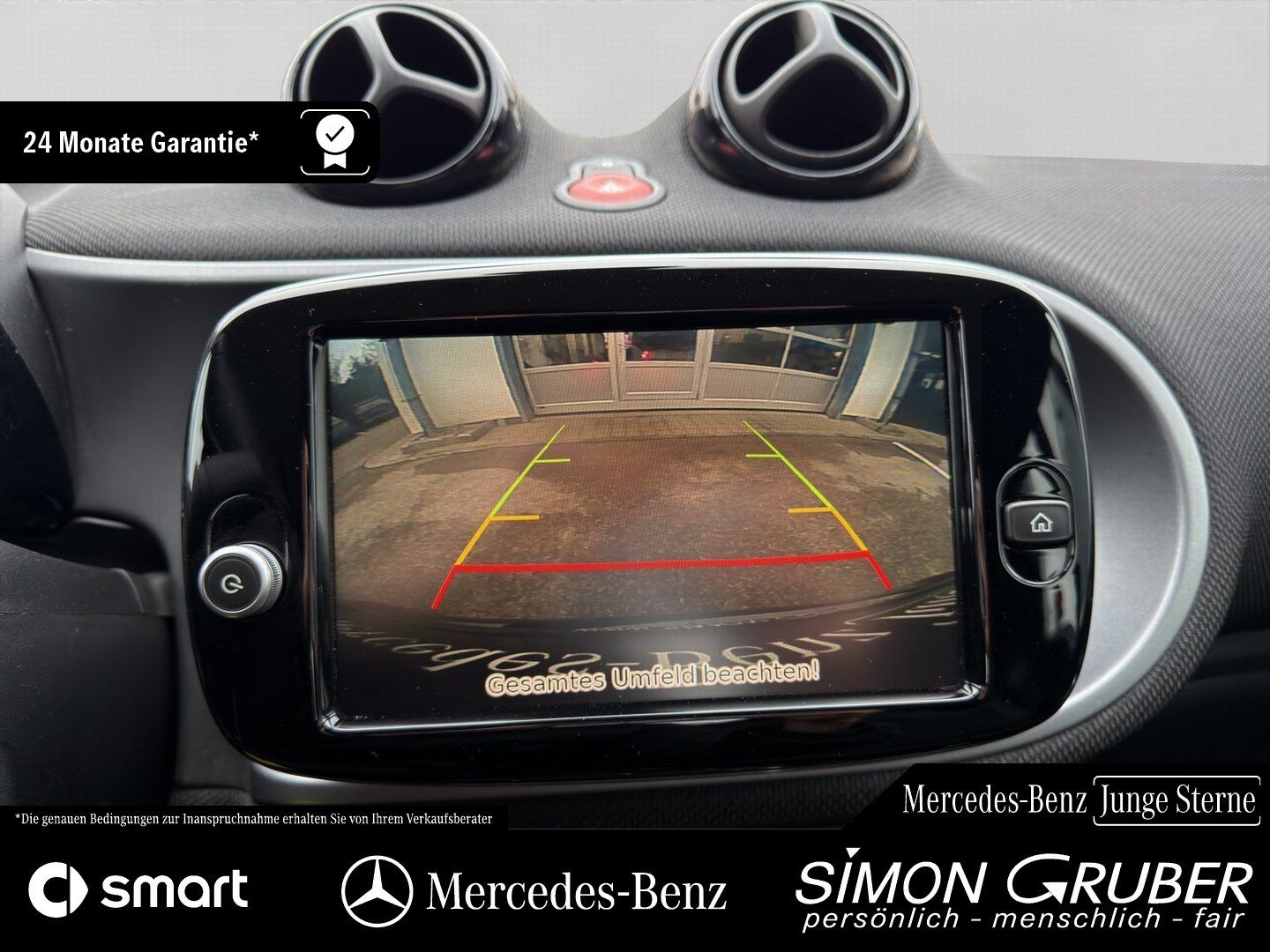 Fahrzeugabbildung Smart fortwo Cabrio EQ Exclusive JBL Winter 22KW