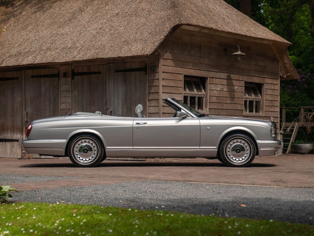 Rolls-Royce Corniche