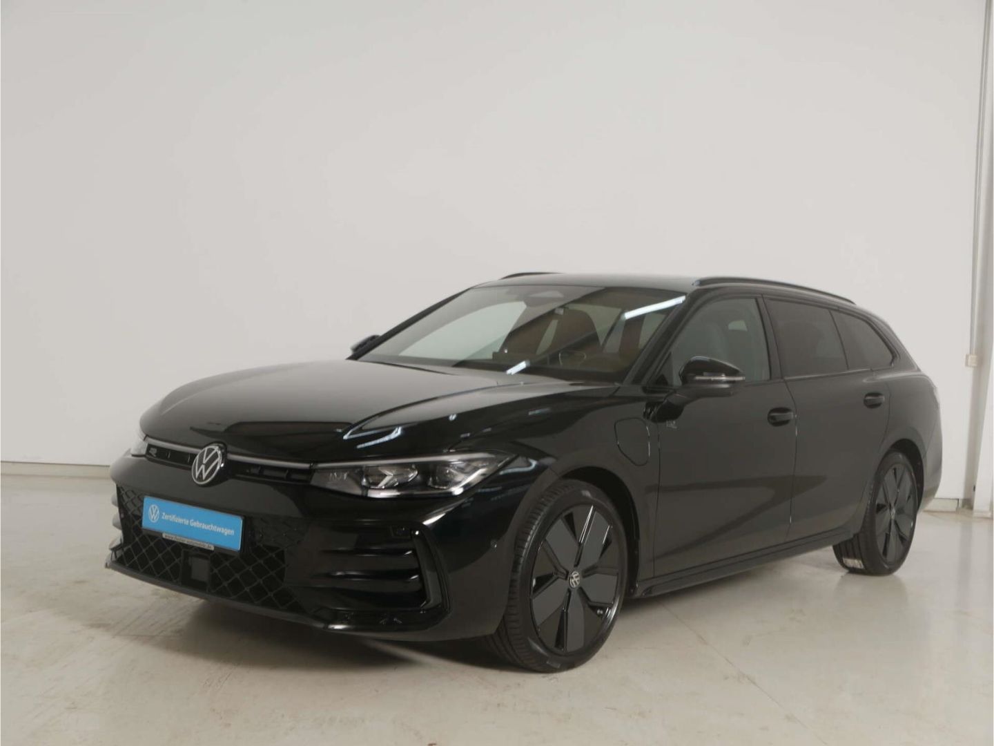 Volkswagen Passat - Bild 2