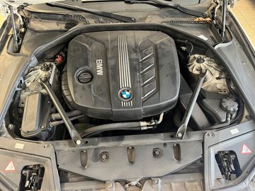 BMW 520 - 12