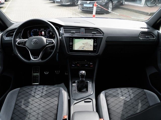 Tiguan R-Line Matrix AID NAV Lenkradhzg. 19"