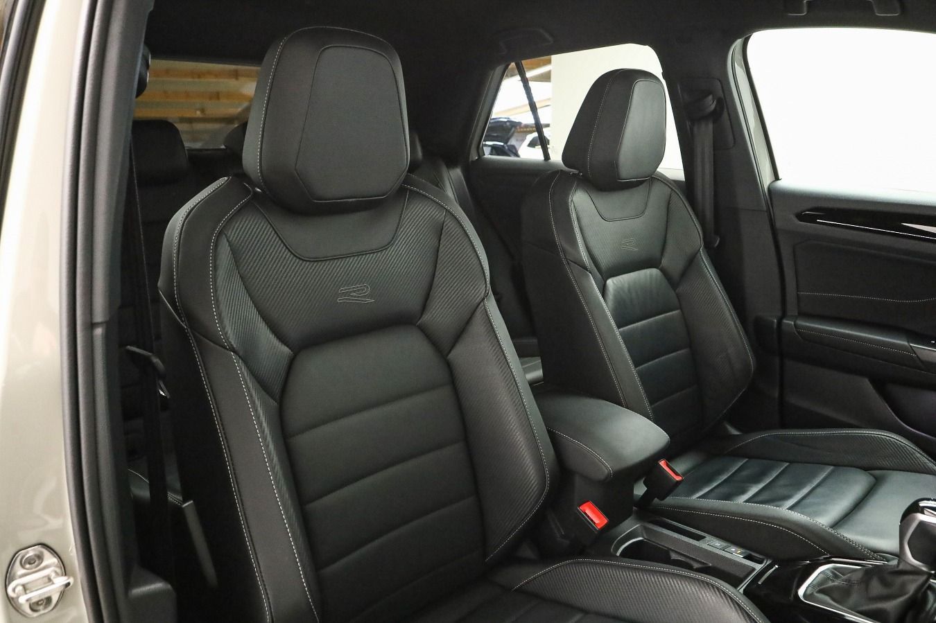 Volkswagen T-Roc - Bild 23