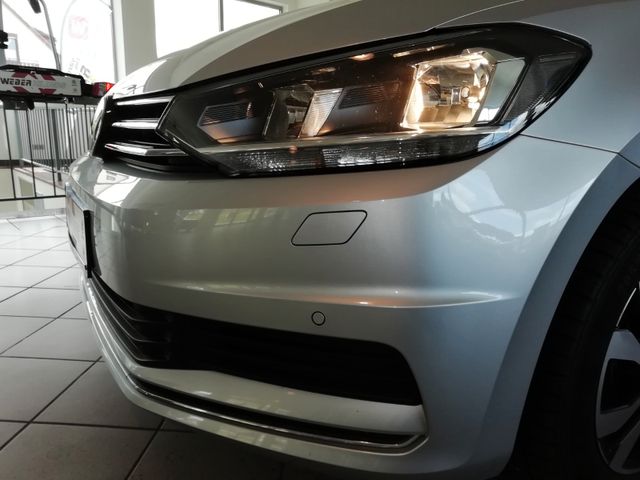 Fahrzeugabbildung Volkswagen Touran 1.5 TSI "Active" 7-Sitzer