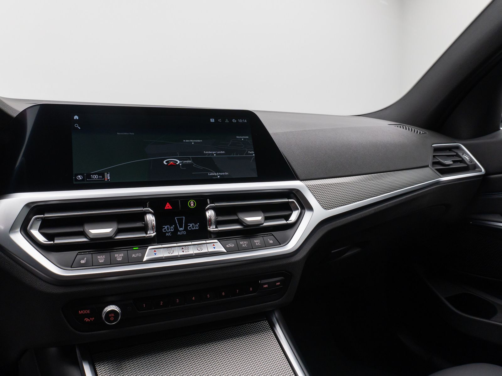 Fahrzeugabbildung BMW 330i xD M Sport Laser DAB Lenkrhzg Komfort Alarm