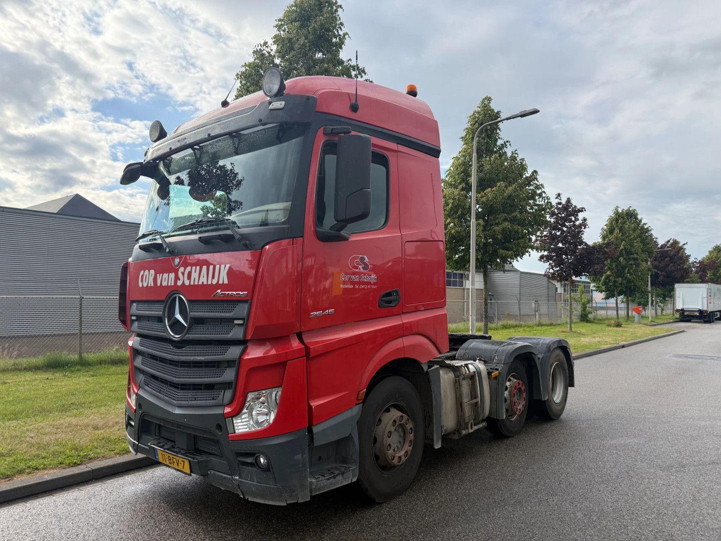 Mercedes-Benz Actros 2545 L 6X2