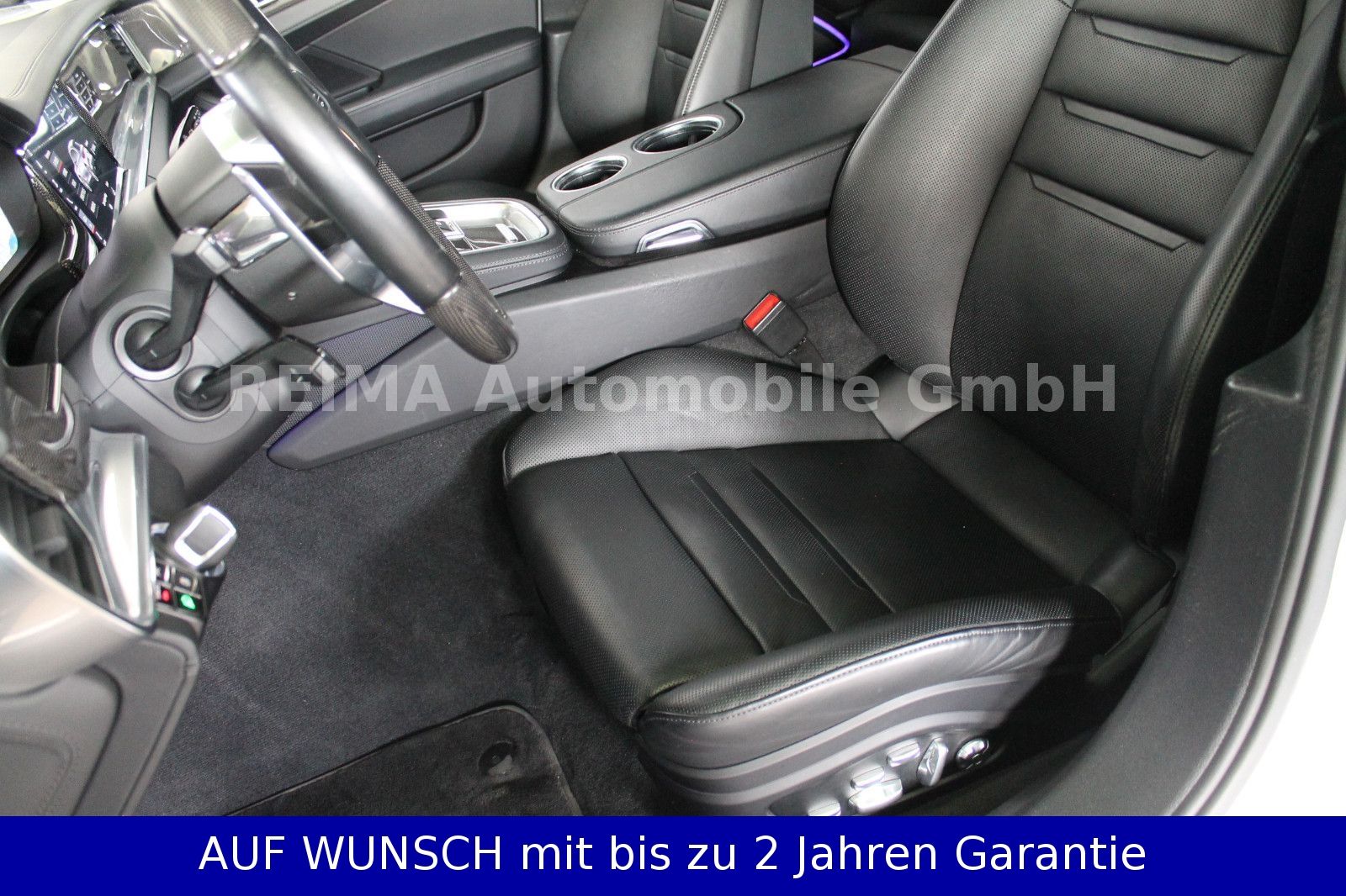 Fahrzeugabbildung Porsche Panamera Sport Turismo Turbo S E-Hybrid, Matrix