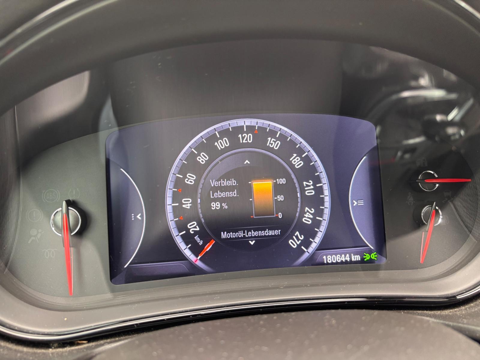 Opel Insignia 2015 — photo 9