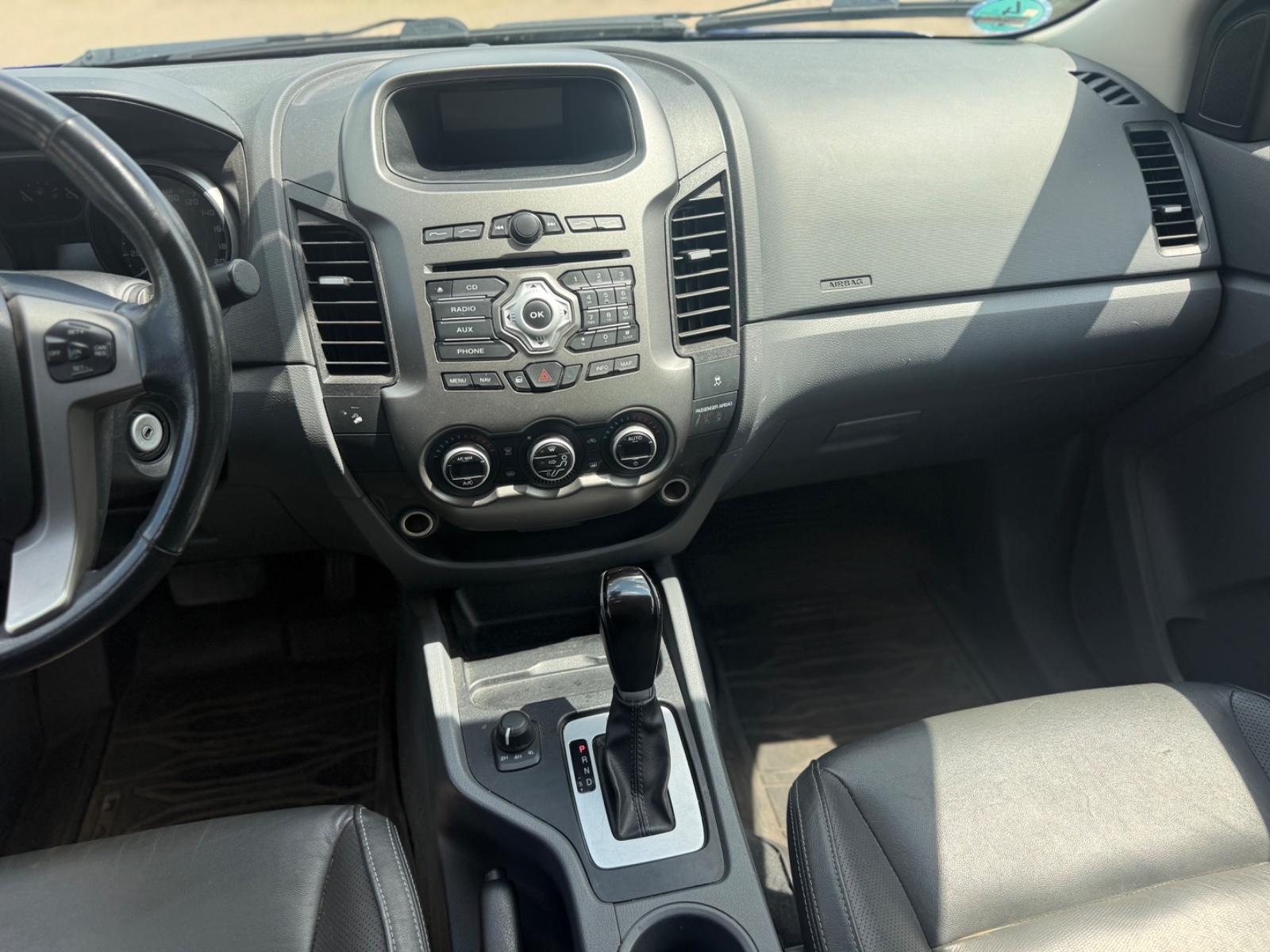 FORD Ranger 2.2 TDCi 150ch Limited Double Cabine - Caméra de recul - Attelage - Sièges chauffants