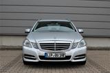 Mercedes-Benz E 220 E T-Modell E 220 CDI Avantgarde Automatik - Mercedes-Benz E 220: Cdi T Modell