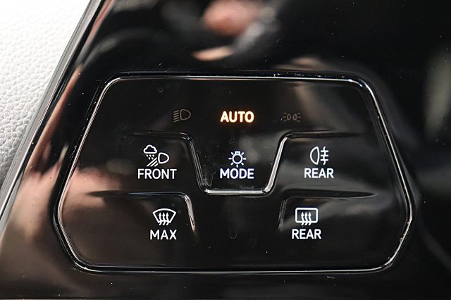 Golf GTE 1.4 TSI eHybrid ACC NAVI SHZ SPORTFW BT