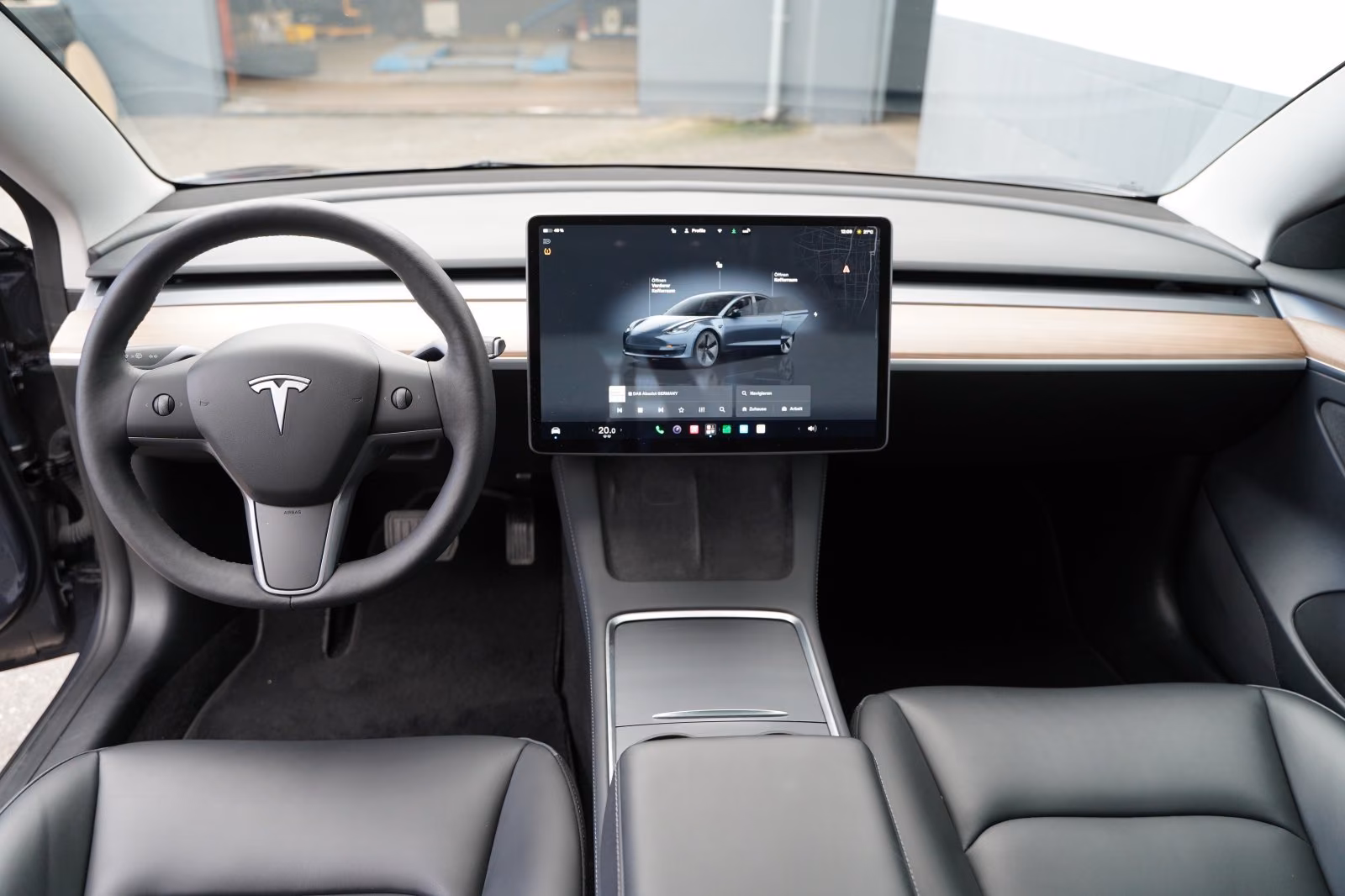 Tesla Model 3 Standard Range + *AHK*1. Hd.