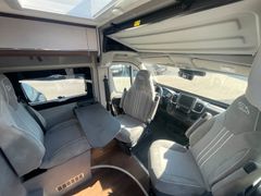 Pössl Summit Shine 600 L R | Premium & Assistenz Paket