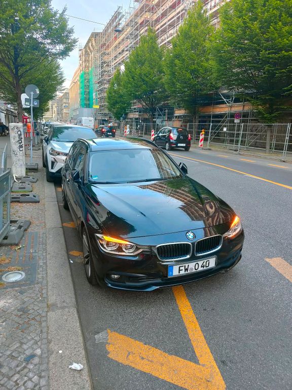Image of BMW 320