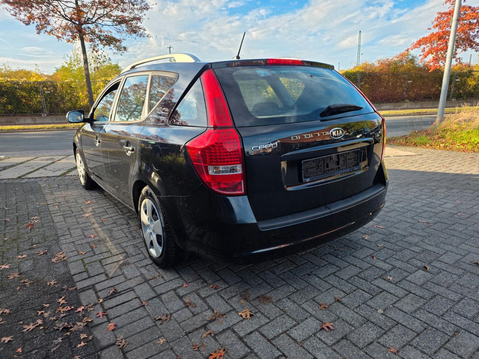 Kia cee'd 2010 — engine 1.396 cm³, 90 HP (66kW)