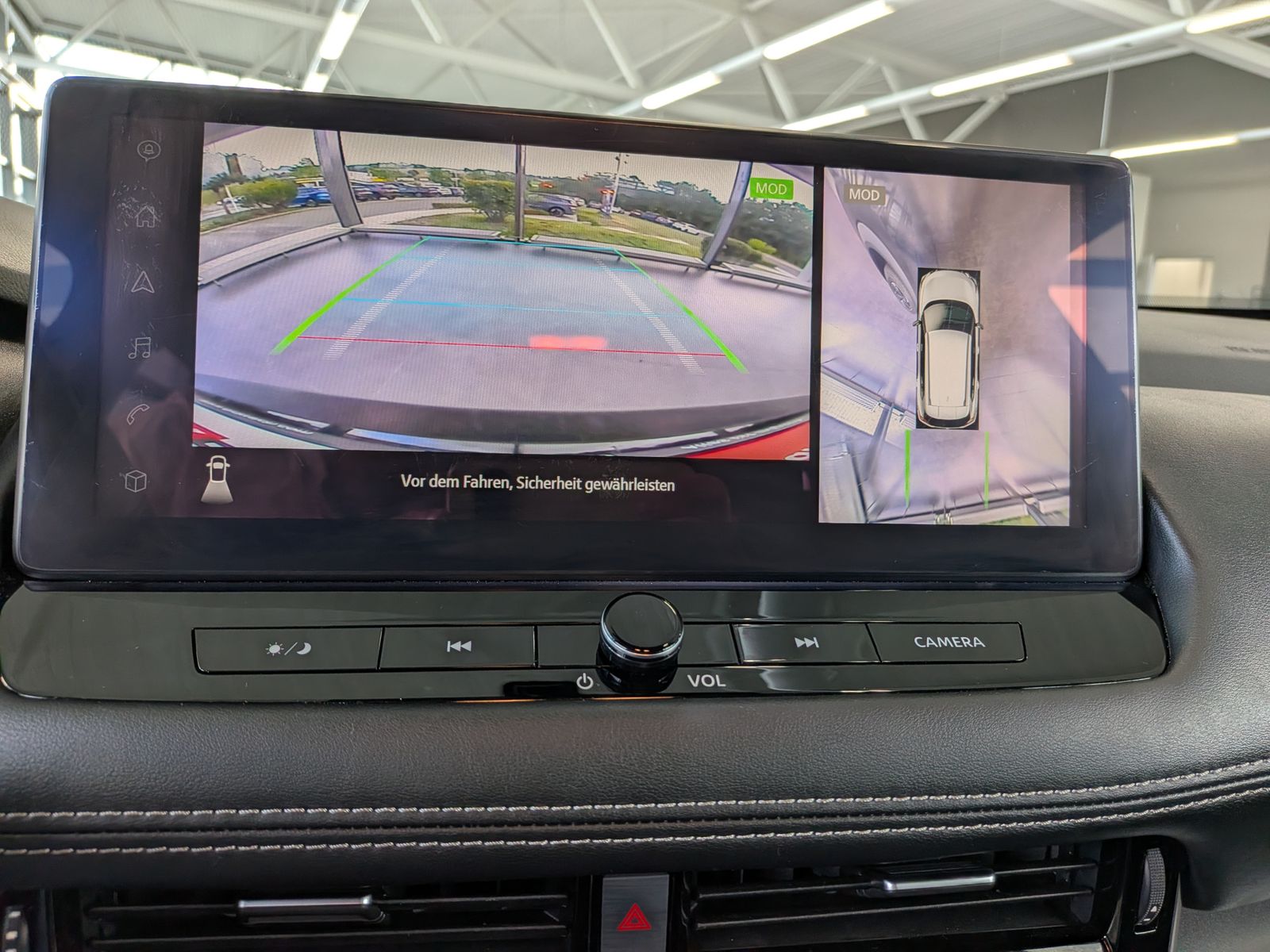 Fahrzeugabbildung Nissan X-Trail 1.5 e-Power N-Connecta ACC 360 Navi 12"
