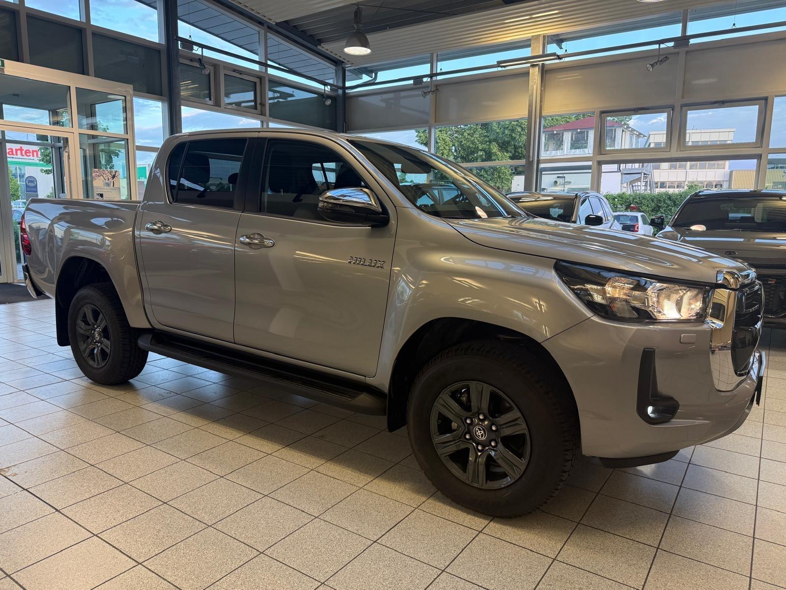 Toyota HILUX 4x4 DOUBLE CAB-AUTOMATIK-COMFORT-ON STOCK
