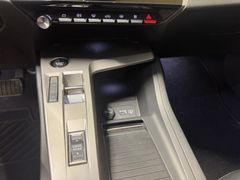 PEUGEOT 308 Hybrid Allure 145 e-DSC6 Navi 360 Kamera LED