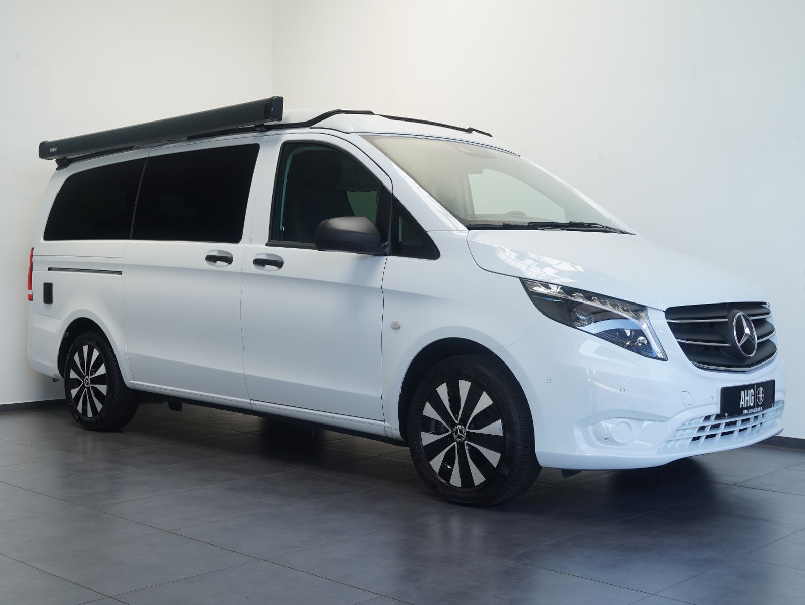Fahrzeugabbildung Mercedes-Benz Vito Tourer 119 CDI Pro 4x4 lang PÖSSL VANSTAR
