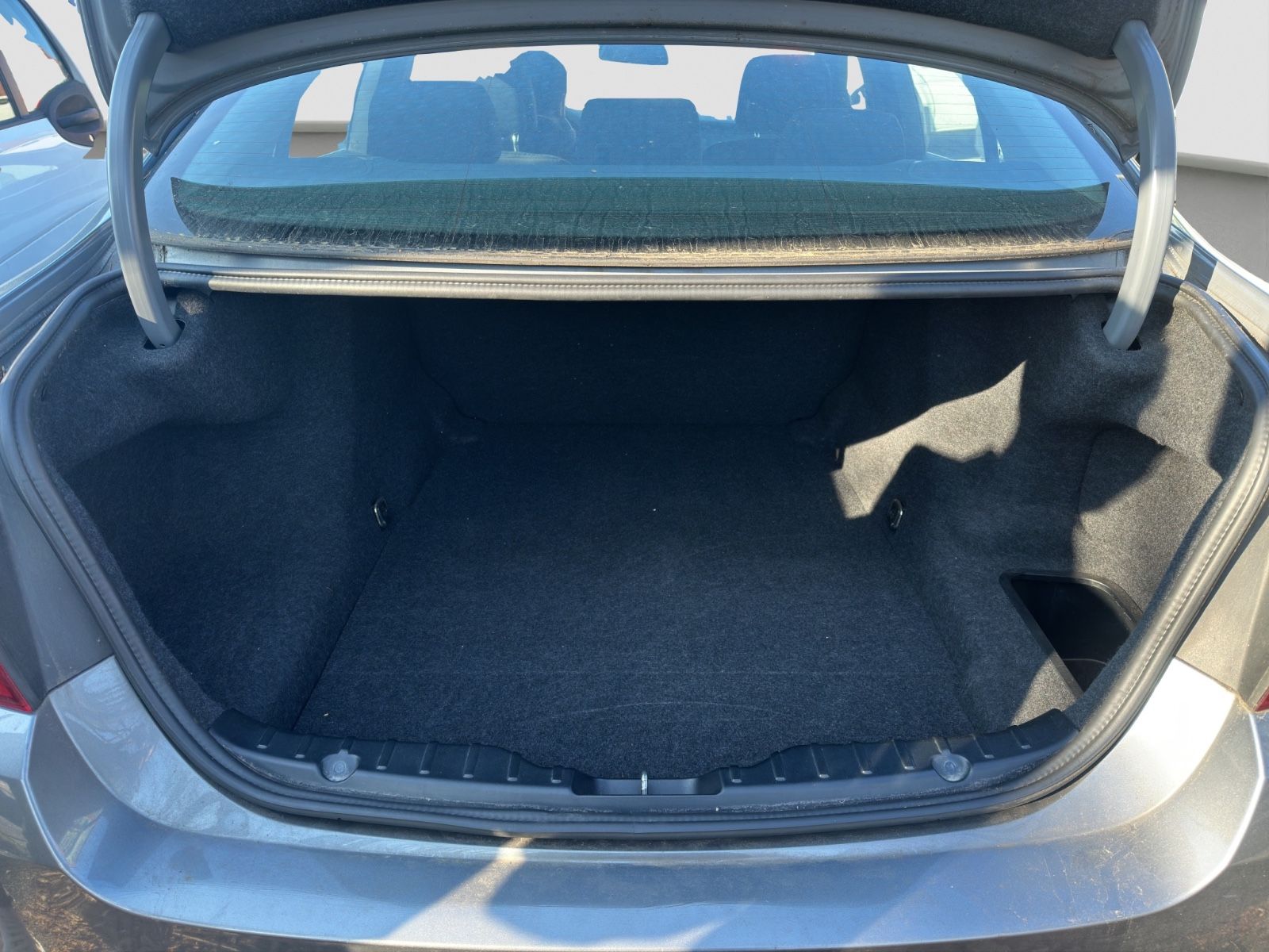 Fahrzeugabbildung BMW 520 i/MOTORSCHADEN/Navi/Klima/