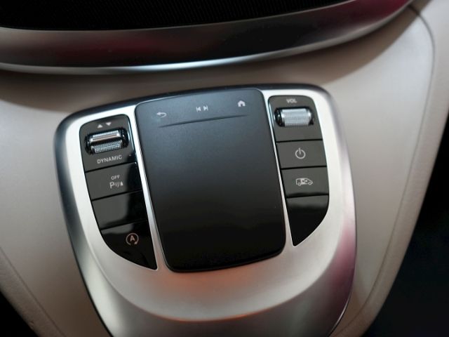 V 220 d MARCO POLO AT+AHK+NAVI+SITZHEIZUNG+SCHIE