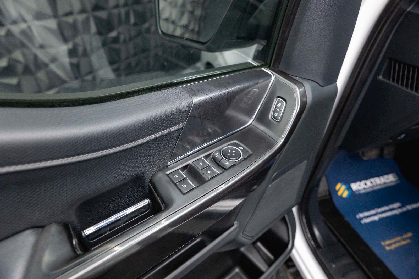 Fahrzeugabbildung Ford F150 5.0L V8 4x4 Offroad Sport Unfallfrei 19%VAT