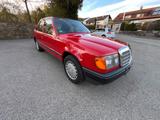 Mercedes-Benz 260 E - Mercedes-Benz 260: 260e
