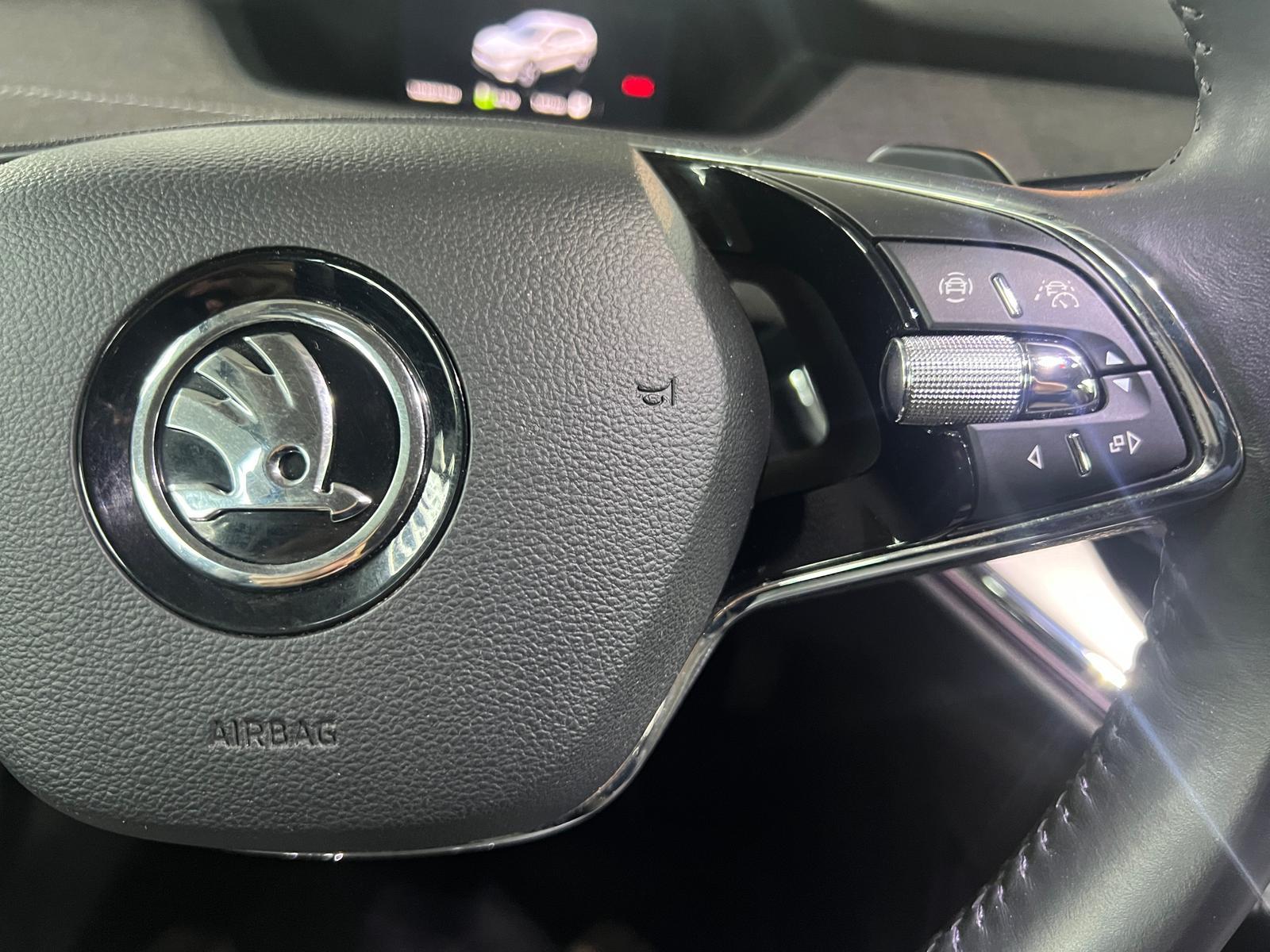 SKODA ENYAQ - 60 LODGE - 179 CV - PACK CHROME