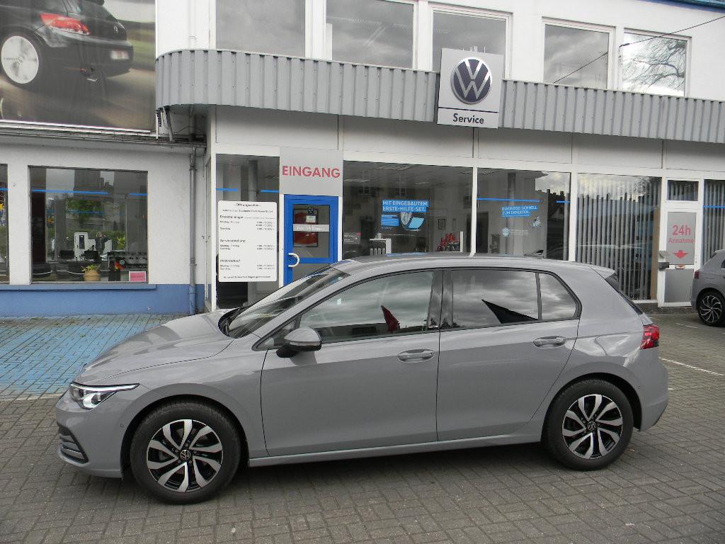 Volkswagen Golf VIII Lim. Active 1,5 TSI 110KW 6 Gang,KAM