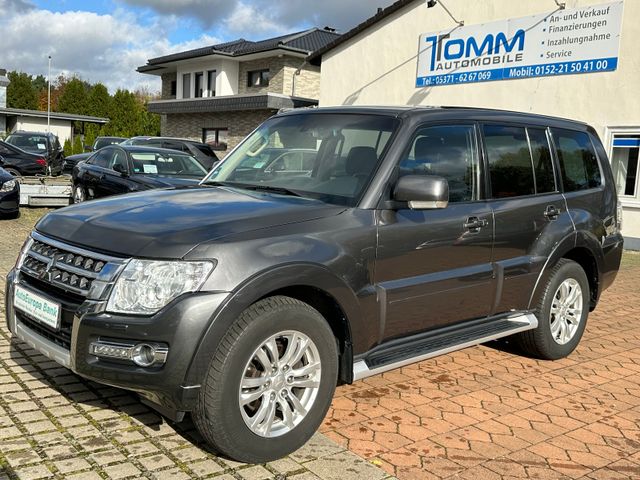 Mitsubishi Pajero 3.2 DI-D Diamant Edition Aut. /7.Sitzer