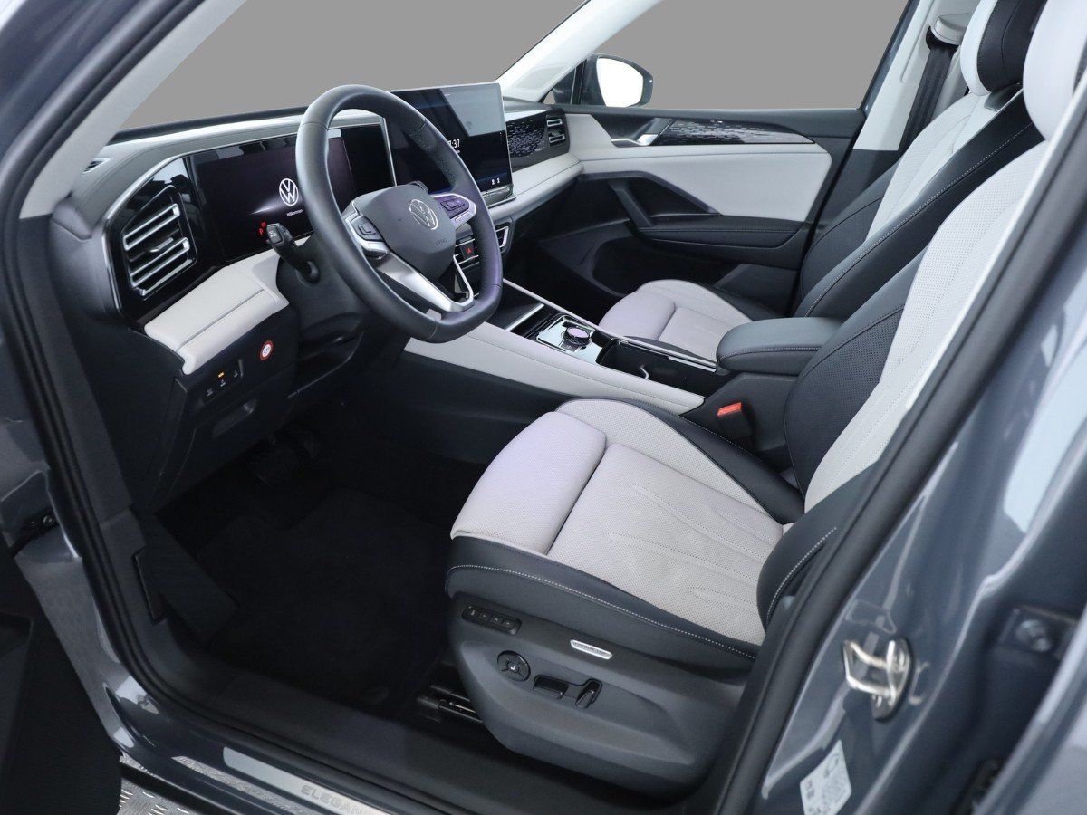 Volkswagen Tiguan Elegance 1.5 eTSI DSG MATRIX ACC LEDER 36 foto 9