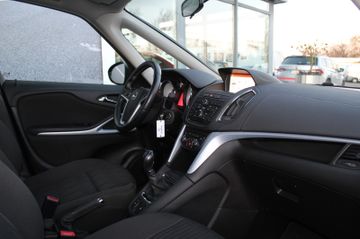 Fahrzeugabbildung Opel Zafira C Tourer 1.4 Turbo Edition AHK