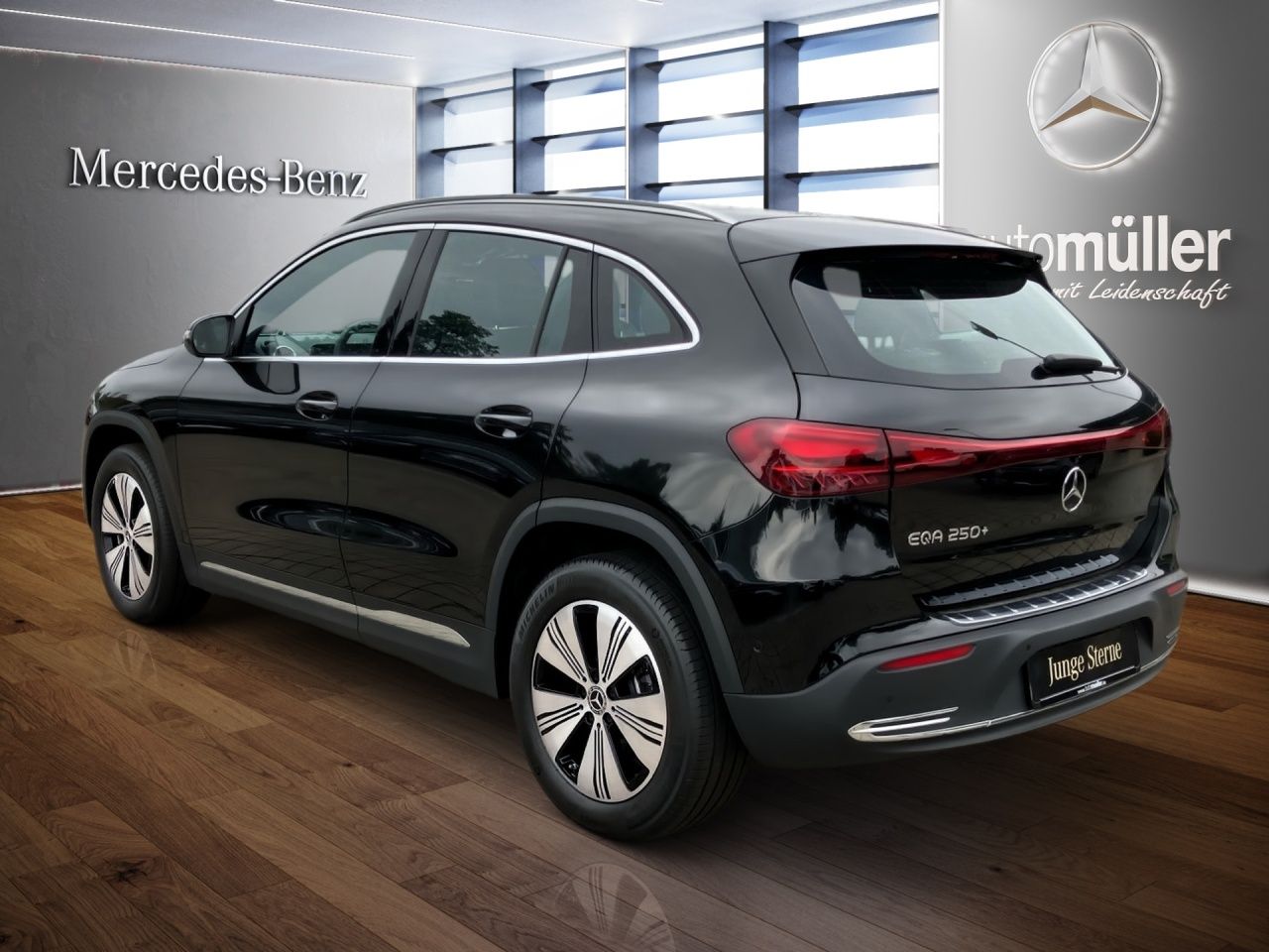 Fahrzeugabbildung Mercedes-Benz EQA 250+ BONUS+PANO+AMBIENTE+LENKRADHEIZ+KAMERA+