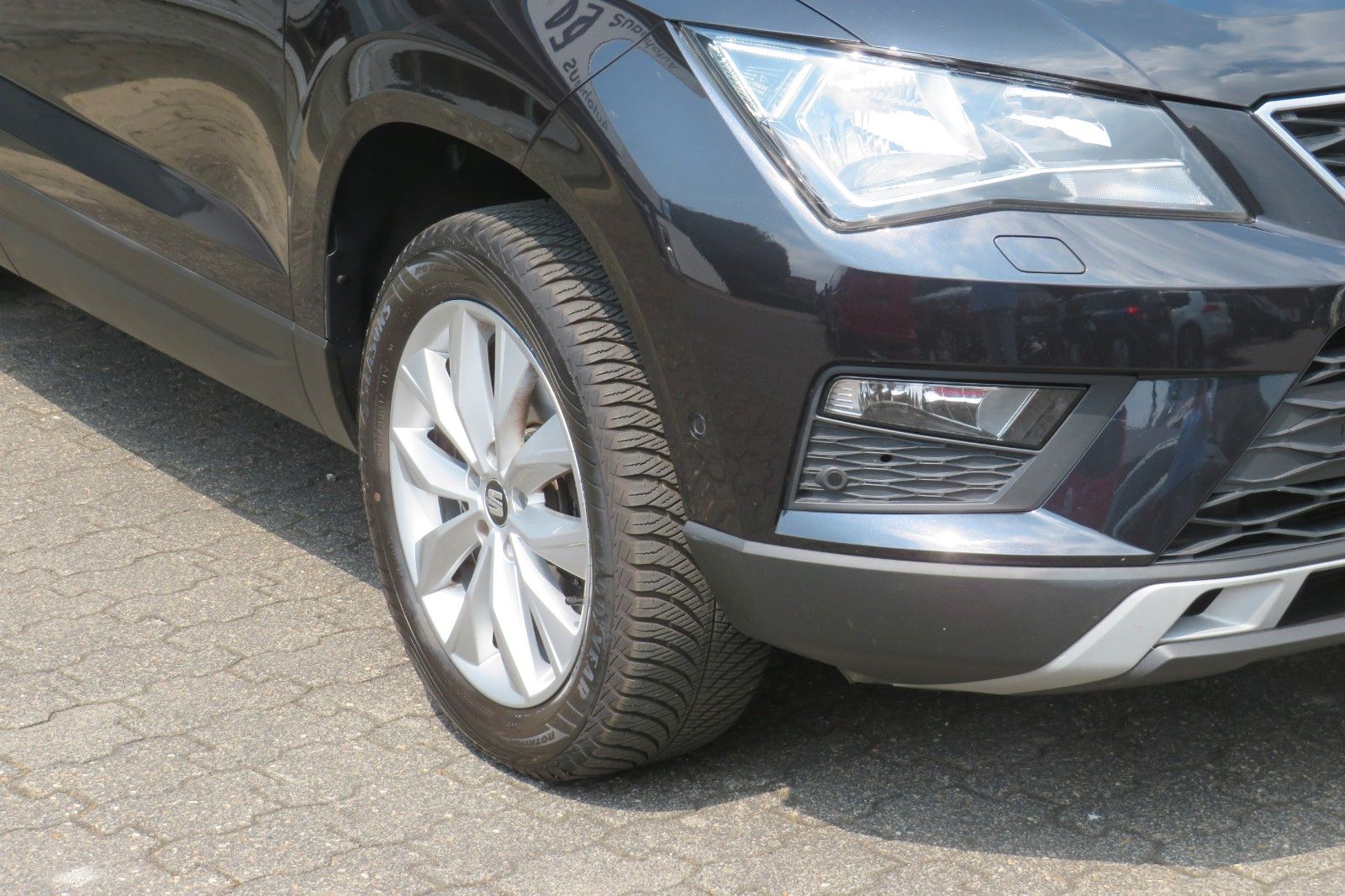 Fahrzeugabbildung SEAT Ateca Style CLIMATRONIC SITZH. PDC ACC GJ-REIFEN